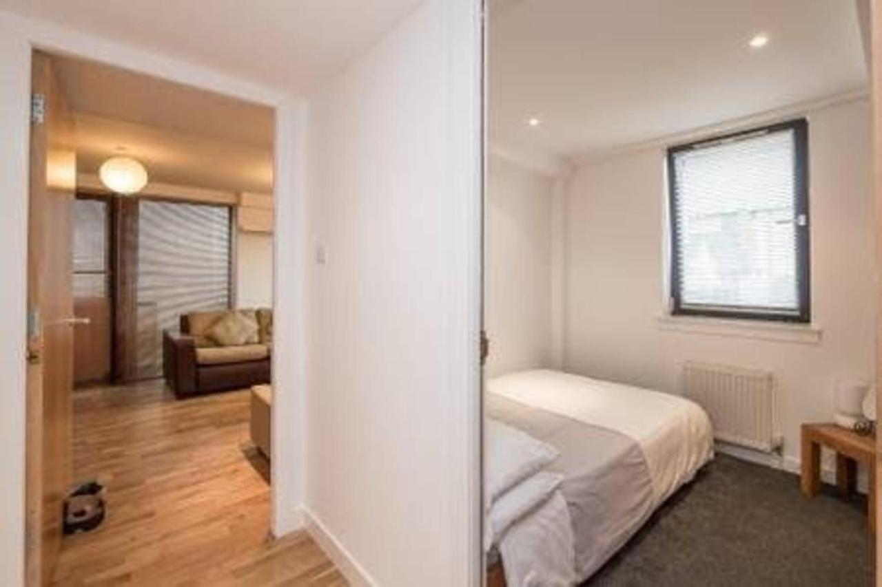 에든버러 Modern Flat In The Middle Of Old Town 아파트 외부 사진